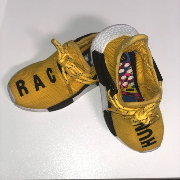 Kids Custom Sneakers - Picture 3 of 7